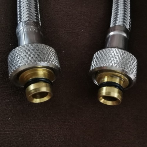 241.982.00.1 Wężyk przyłączeniowy UP100