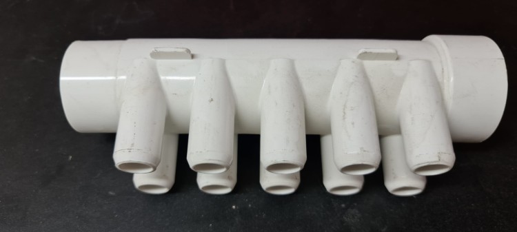 Kolektor / rozdzielacz przelotowy fi 50 / 10*3/4"