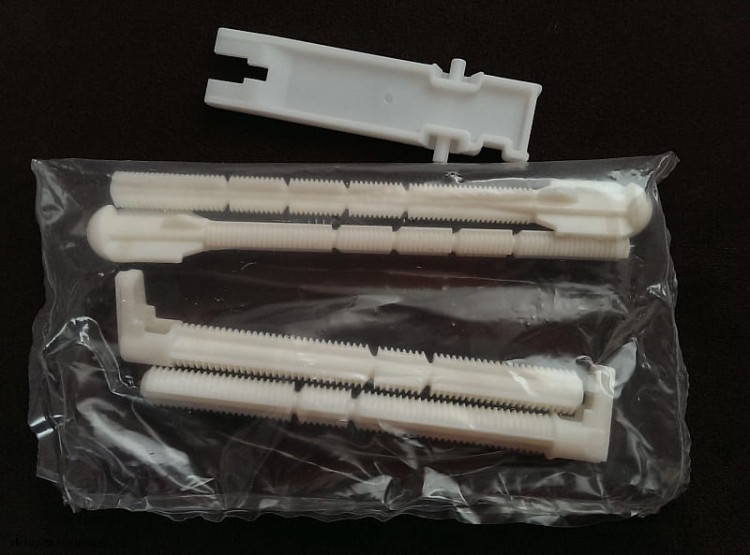 241.874.00.1 Zestaw bolców dystansowych i popychac-100092