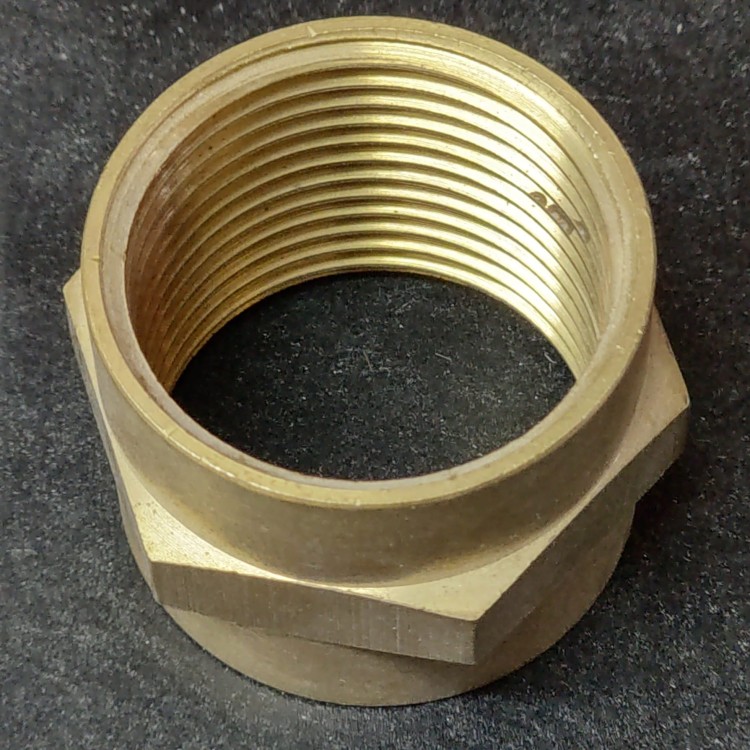 Mufa mosiądz 5/4" ( 1 1/4 " )-101168