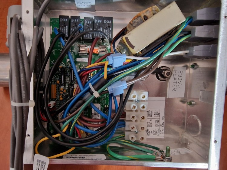 Balboa Modół 54136-02 ( elektronika+grzałka 2kW+czujnik przepływu) pompa wody 2-bieg, światło, ozonator-z nakrętkami montażowymi-102228