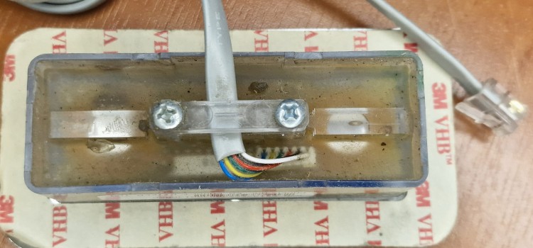 Balboa panel sterowania Lite Leader , 2 przyciskowy,LED Światło/Dysze-temp, 6-pinowy kabel telefoniczny - z filmem-102517