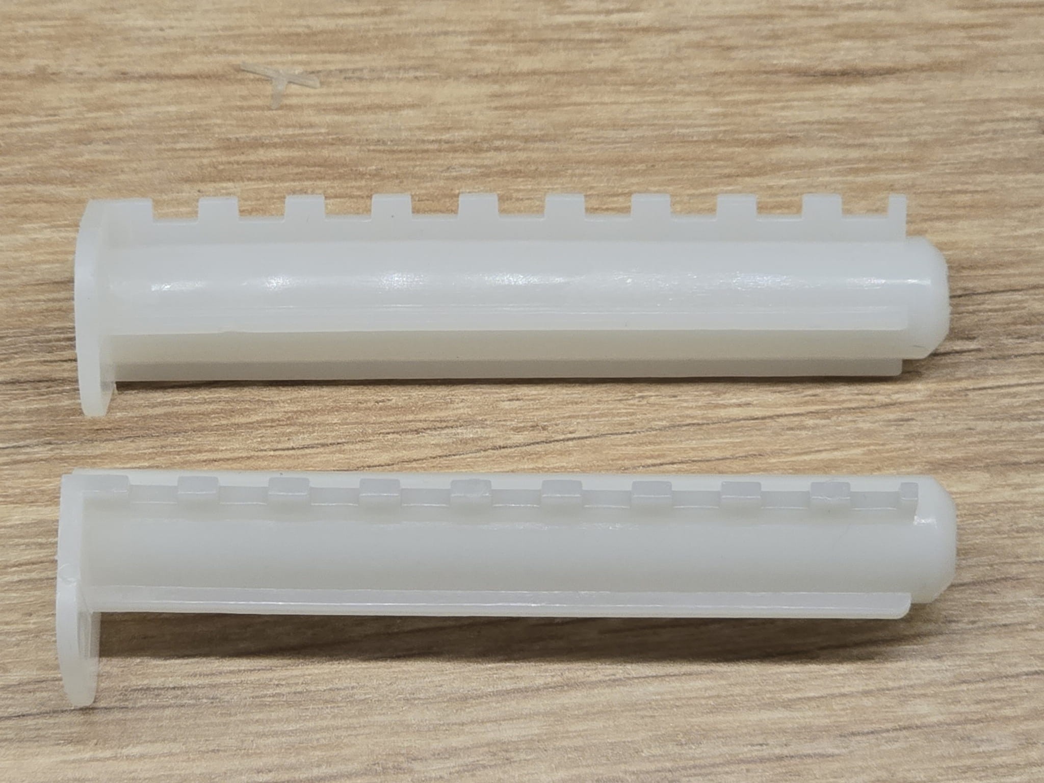 VS0820167 Valsir dystanse do montażu ramki przycisku RIOS / ANGEL - 2szt.-102716