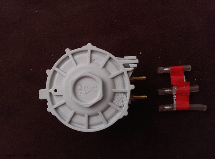 240.519.00.1 Geberit zawór pneumatyczny pisuarowy