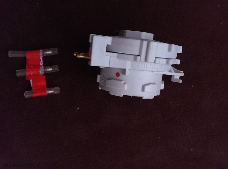 240.519.00.1 Geberit zawór pneumatyczny pisuarowy