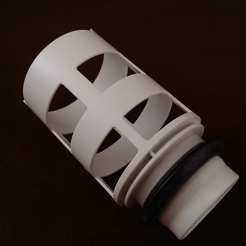 240.500.00.1     Gniazdo zaworu spustowego